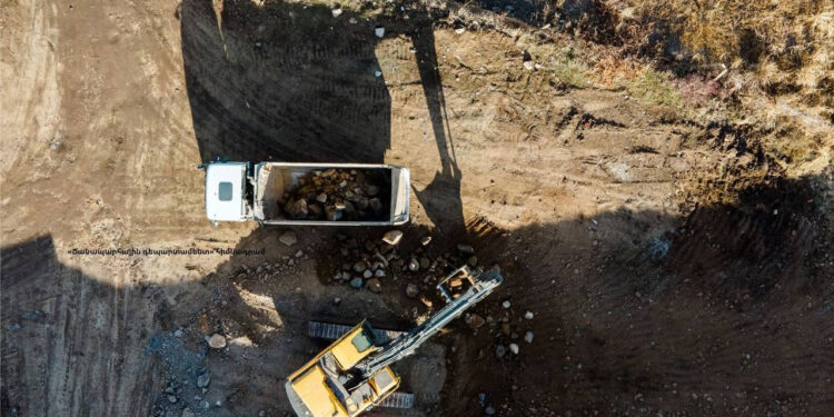 Ագարակի հնավայրը շրջանցող մոտ 8 կմ ճանապարհի կառուցման շրջանակում ավարտվել են կոմունիկացիաների տեղափոխման և հողային աշխատանքները