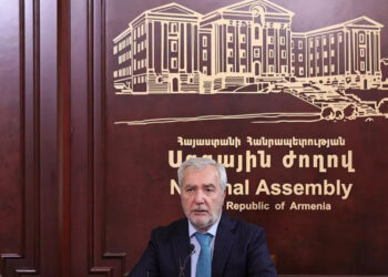 44-օրյա պատերազմի զեկույցով Անդրանիկ Քոչարյանը շանտաժ է անում ՔՊ-ին. «Ժողովուրդ»