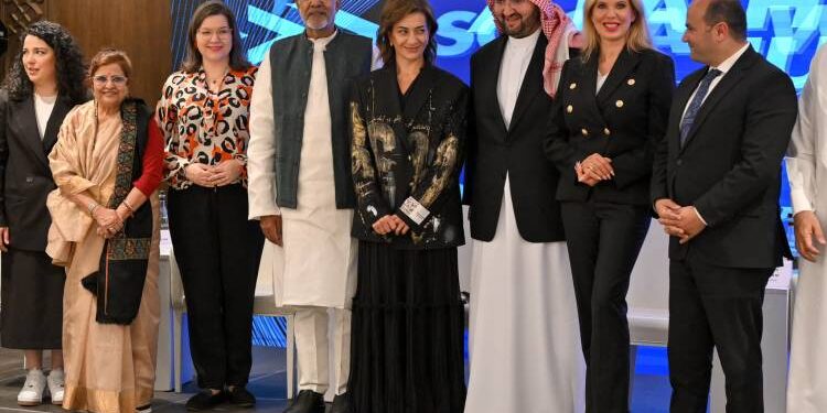 Հաջորդ ընտրություններում իշխանության ցուցակը գլխավորելու է Աննա Հակոբյանը. «Հրապարակ»