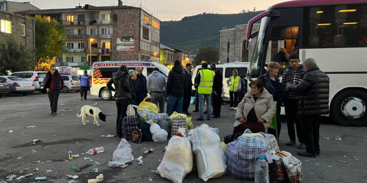 Արցախից տեղահանվածների բնակարանային ծրագրի դիմումների ներկայացման ժամկետը երկարաձգվեց