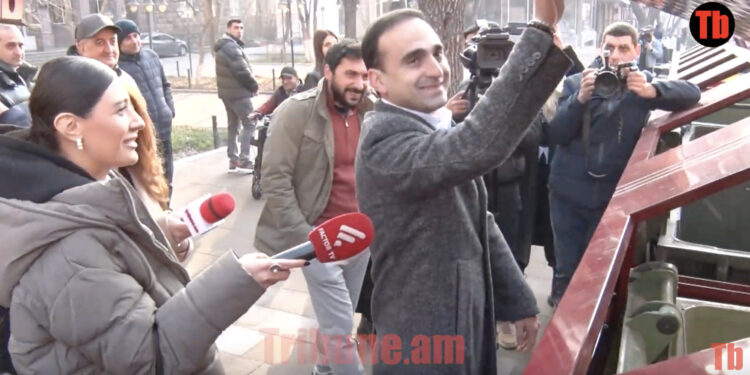 Լավ պրծաք…նոր աղբամանի կափարիչը Ավինյանի գլխին էին խփելու. տեսանյութ