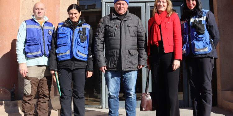 Նիդերլանդների դեսպանը միացել է Խաչիկ գյուղում ԵՄ դիտորդական առաքելության պարեկային խմբին