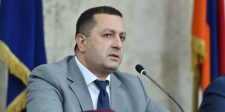 ԵՊՀ-ն, որն իրավաբանական ծառայություն, իրավագիտության ֆակուլտետ ունի, չի կարողացել գրագետ հայց գրել. «Հրապարակ»