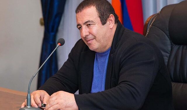 «Մարդիկ դադարել են լսել իրար, ամեն մեկը վստահ է իր ասածին ու ատում է դիմացինին, ինչն անթույլատրելի է». Գագիկ Ծառուկյան