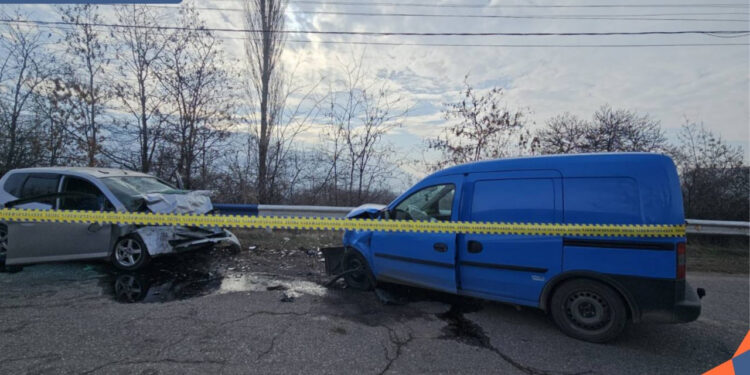 Գառնի գյուղի սկզբնամասում ավտոմեքենաներ են բախվել․ կա երկու կյանքից զրկված և մեկ տուժած