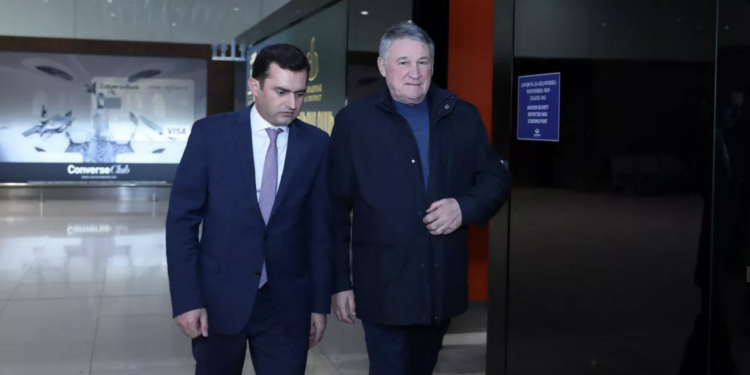 Ռուս պատգամավորները խուսափել են Հայաստան գալուց, որ չձերբակալվեն. սկանդալ. «Ժողովուրդ»