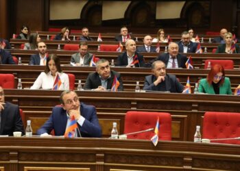 ԱԺ ընդդիմությունը որոշել է կյանքի կոչել Արցախի ժողովրդի սոցիալ-տնտեսական իրավունքների հարցով քննիչ հանձնաժողովը. «Հրապարակ»