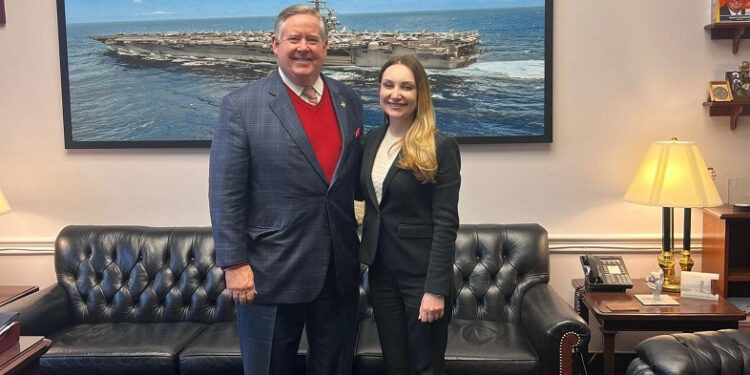 Մակունցը կոնգրեսական Քալվերթի հետ հանդիպմանն ընդգծել է ՀՀ հանձնառությունը՝ հետագայում ևս խորացնել հարաբերությունները ԱՄՆ հետ