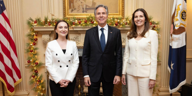 Լիլիթ Մակունցը շնորհակալություն է հայտնել Էնթոնի Բլինքենին՝ Հարավային Կովկասում խաղաղությանն ու կայունությանն աջակցելու համար