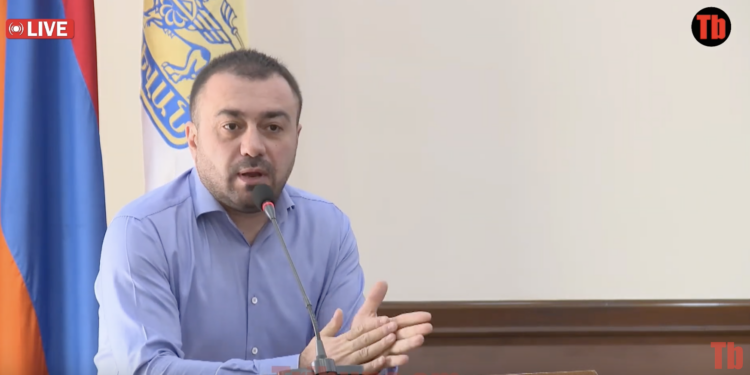 Բա որ պալմայի ծառի տակ կոֆե խմելուց լինեք, ո՞վ ա տալու քաղաքացիների փողը. Սուքիասյան. տեսանյութ