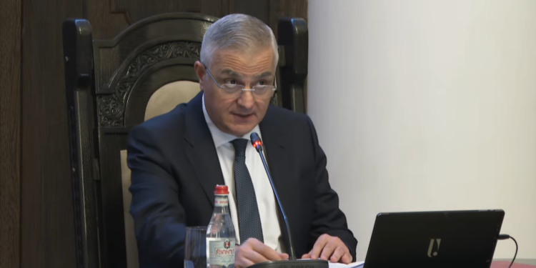 Կառավարության հերթական նիստը վարում է փոխվարչապետ Մհեր Գրիգորյանը, Փաշինյանը վարակված է Քովիդով