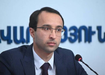 «Հիմա շատերը մտածում են, թե ես ինչու եմ դարձել ընդդիմադիր». Փաշինյանի նախկին օգնական