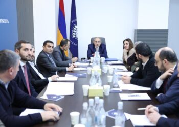 Փաշինյանը ոմանց պատժում է, իսկ յուրայինների էլիտար «կայֆերը»՝ ներում. «Հրապարակ»