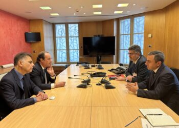 Իշխան Սաղաթելյանը Ֆրանսիայի նախկին նախագահ Ֆրանսուա Օլանդի հետ քննարկել է տարածաշրջանային քաղաքական զարգացումները