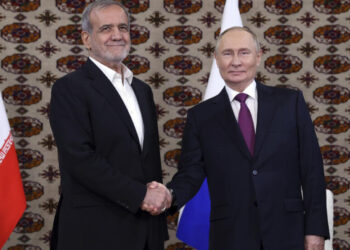 Պուտինը Փեզեշքիանին 2025-ի առաջին օրերին ՌԴ այցելելու հրավեր է արել