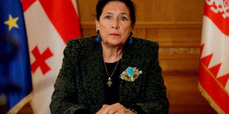 «Նախագահի երդմնակալությունն իրավական ուժ չունի, ես մնում եմ նախագահ և շարունակում եմ աշխատել». Զուրաբիշվիլի