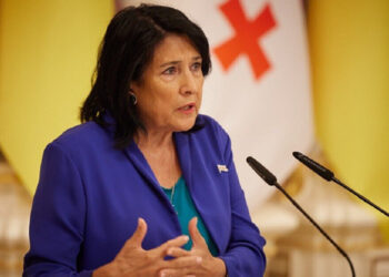 Վրաստանի նախագահը սպառնացել է տապալել իշխող «Վրացական երազանք»-ին