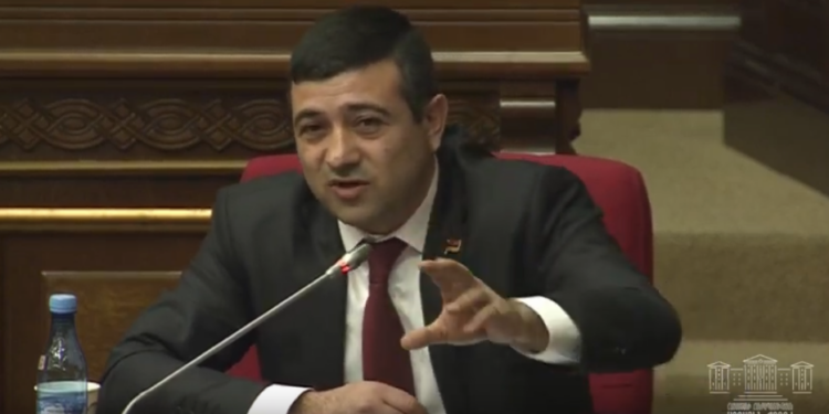 Գյումրու քաղաքապետի ժամանակավոր պաշտոնակատար կնշանակվի Սարիկ Մինասյանը