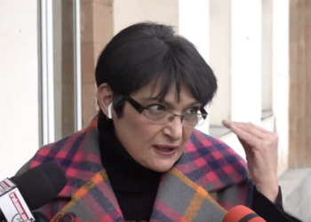 Աննա Հակոբյանը, «Ոսկե ձկնիկի» պառավը ոնց ա, վերջապես փողի է տիրացել. Ադիբեկյան. տեսանյութ