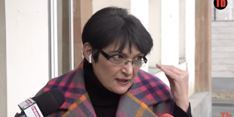 Աննա Հակոբյանը, «Ոսկե ձկնիկի» պառավը ոնց ա, վերջապես փողի է տիրացել. Ադիբեկյան. տեսանյութ