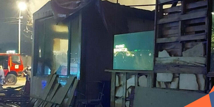 Ծիծեռնակաբերդի խճուղում այրվել են վագոն-տնակներ