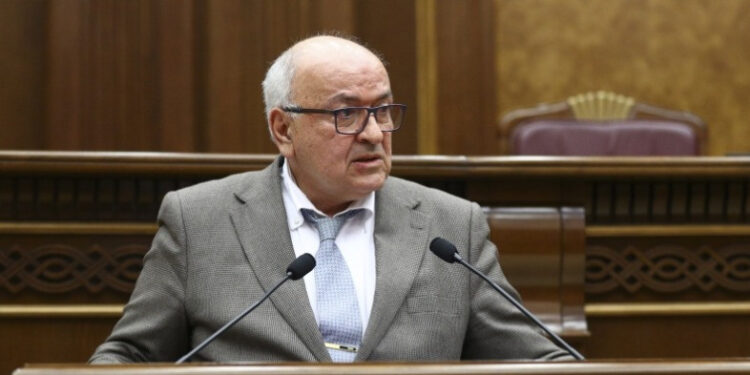 Վաչե Տերտերյանն ազատվել է պաշտոնից