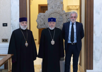 «Եկեղեցին անում է հնարավոր ամեն ինչ արցախահայերի իրավունքների պաշտպանության, Բաքվում պահվող հայերի, Արցախի հոգևոր-մշակութային ժառանգության պահպանման խնդիրների ուղղությամբ». Գարեգին Բ-ն՝ Օկամպոյին