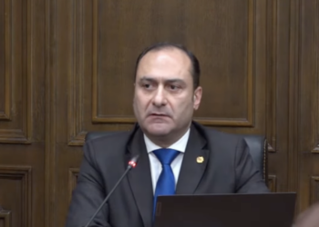 «Հայաստանը չի կարող միաժամանակ անդամակցել երկու տարբեր մաքսային միությունների, անհամատեղելի են». Արտակ Զեյնալյան