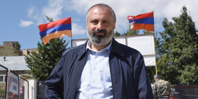 Դավիթ Բաբայանը խցում մենակ չէ. նրա հետ ևս 2 հայ կա