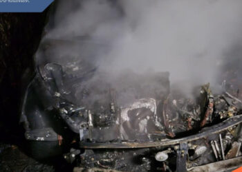 Հրդեհ Երևանում՝ Աթոյան անցուղու մոտակայքում․ այրվել է մեքենա