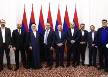 Մեջլիսի Իրան-Հայաստան բարեկամական խմբի անդամները հանդիպել են ԱԺ պաշտպանության հարցերի հանձնաժողովի անդամների հետ