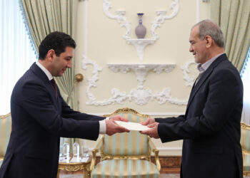 Իրանում Հայաստանի դեսպանն իր հավատարմագրերն է հանձնել երկրի նախագահին