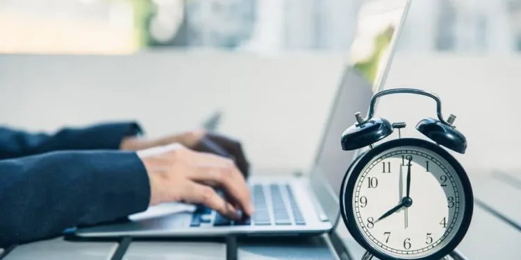 Աշխատաժամանակը կրճատելու նախագիծը դրել ենք հանրային քննարկման. ԱՍՀ նախարար