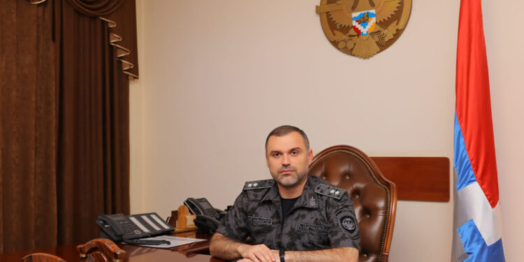 «Արցախի իշխանությունը մինչև վերջ մնացել է Արցախում, որ վերջին մարդը դուրս գա». Արցախի ՆԳ նախարար