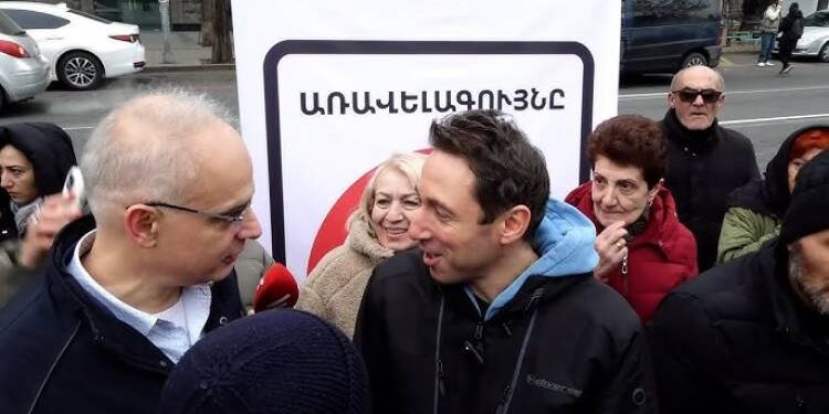 Որոշ ուժեր կոնսուլտացիաներ են իրականացնում՝ միասնական ճակատ ձևավորելու նպատակով. «Հրապարակ»