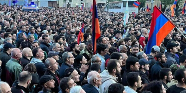 Ինչպիսի՞ն պետք է լինի երկրի համար պատասխանատվություն ստանձնող նոր առաջնորդը. «Փաստ»