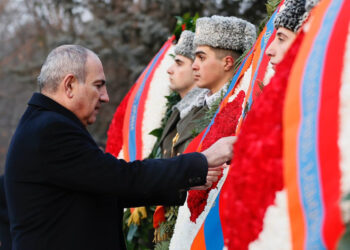 «Բանակի բոլոր պրոբլեմները բխում են մեր քաղաքացիական կյանքից, մեր բարքից». Փաշինյան