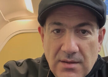 «Մեկնում ենք Դավոս». Փաշինյանը Դավոս է գնացել տիկնոջ հետ