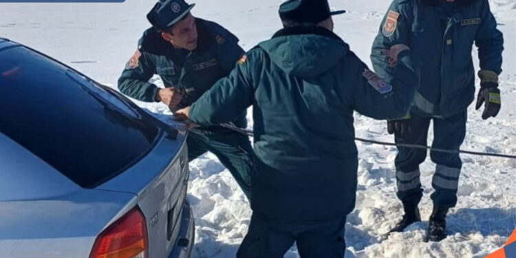 Փրկարարներն արգելափակումից դուրս են բերել 9 ավտոմեքենա