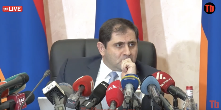 Սուքիասյանի, ՔՊ-ականների որդիներին ինչու՞ չեք զորակոչել բանակ. Պապիկյանն ասում է՝ բժիշկ չեմ. տեսանյութ