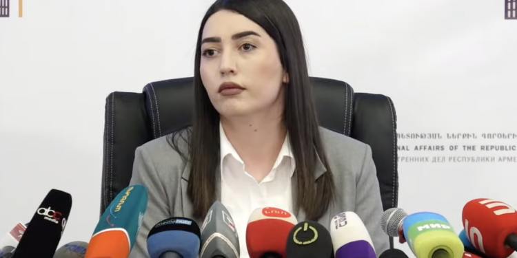 Ահազանգել են, որ իքս մարդու մոտ կա պարգևատրված զենք ու թմրամիջոց է օգտագործում. նախարար. տեսանյութ