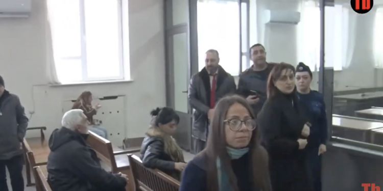 Կոշիկներս հագնելու եք, գերեզմանի ճամփեն եք բռնելու բոլորդ. Աստղիկ Գալեյանը հունից դուրս եկավ. տեսանյութ