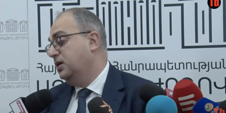 ՔՊ-ական պատգամավորը խռովեց ու հեռացավ. տեսանյութ