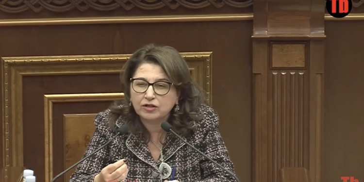 Հո բոլորդ Վահագն Ալեքսանյանի ասած ուսապարկը չեք. տեսանյութ