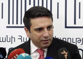 «Անկլավների հետ կապված խնդիր չունենք, կա Արծվաշենը՝ հայկական անկլավը, պատրաստ ենք քննարկման այս հարցով». Ալեն Սիմոնյան