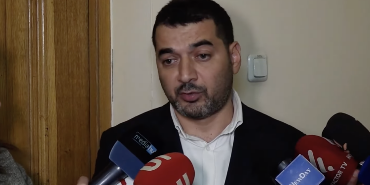 Տունս թալանել են, տարել են 7,5 մլն՝ ոսկեղեն, ժամացույց, 3 մլն կանխիկ փող. Հրաչյա Հակոբյան. տեսանյութ