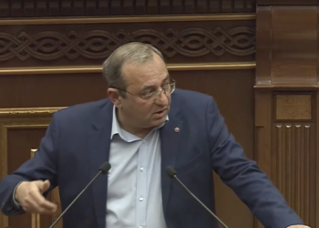 Ասում եք՝ էն ժամանակ օրհներգը խախտումներով է եղել, ներողությո՛ւն, ուրեմն պիտի շարունակե՞ք. տեսանյութ