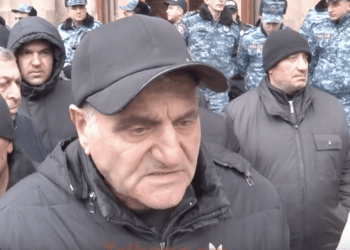 Դամաշնիկներ եմ վաճառում, մեր միջոցով ուզում են հանցագո՞րծ բռնեն, թող տամոժնիկները ստուգեն. տեսանյութ