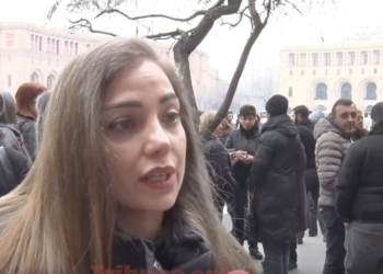 Հիվա՛նդ քաղաքացիներ, տուգանքի մատերիալնե՛ր, թող մեզ էդպես արդեն դիմի. ցուցարար. տեսանյութ