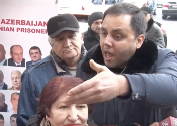 Ախպե՛ր, թե Աննա Հակոբյանը ինչ ա ասում, թող իրանց տները. ցուցարարը բորբոքվեց. տեսանյութ